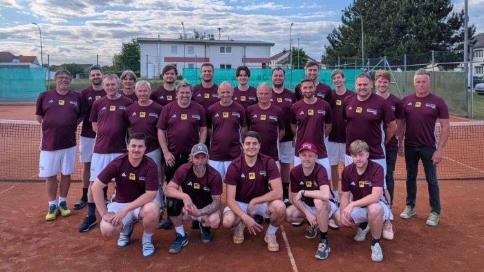 ASKÖ Stinatz Tennisverein: Herrenmannschaften in neuem Glanz dank HC Electric