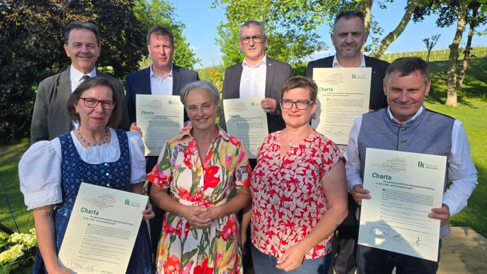 Bäuerinnen setzen Zeichen der Partnerschaft